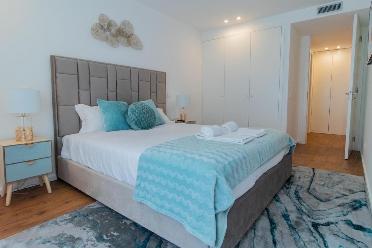 Stunning Apartment W/ Free Parking By Lovelystay Porto Bagian luar foto